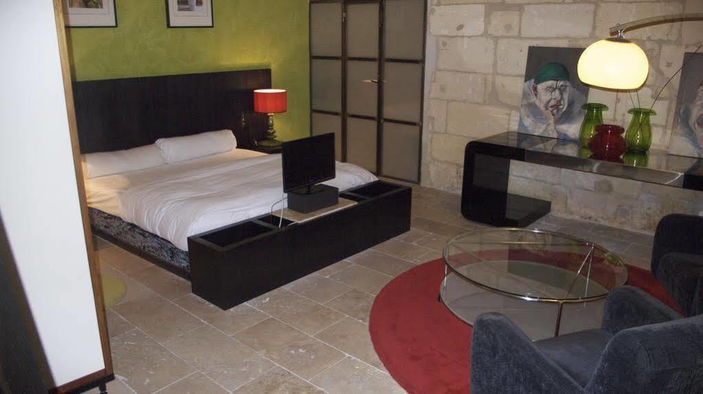 Hotel Saint Trophime 阿爾勒 外观 照片